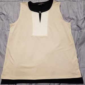 Sleeveless blouse